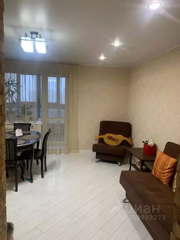 2-к кв. Брянская область, Брянск Бежицкая ул., 1К8 (73.4 м) - Фото 2