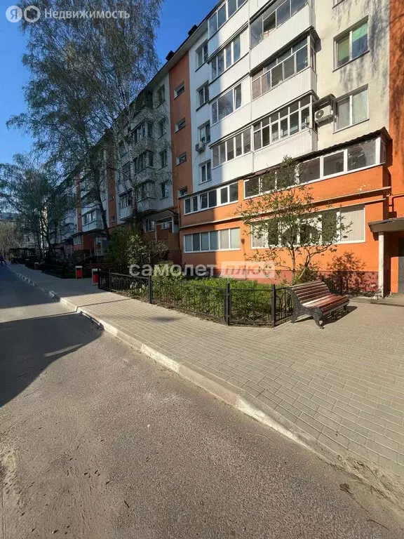 3-комнатная квартира: Белгород, улица Николая Чумичова, 127 (61.6 м) - Фото 0