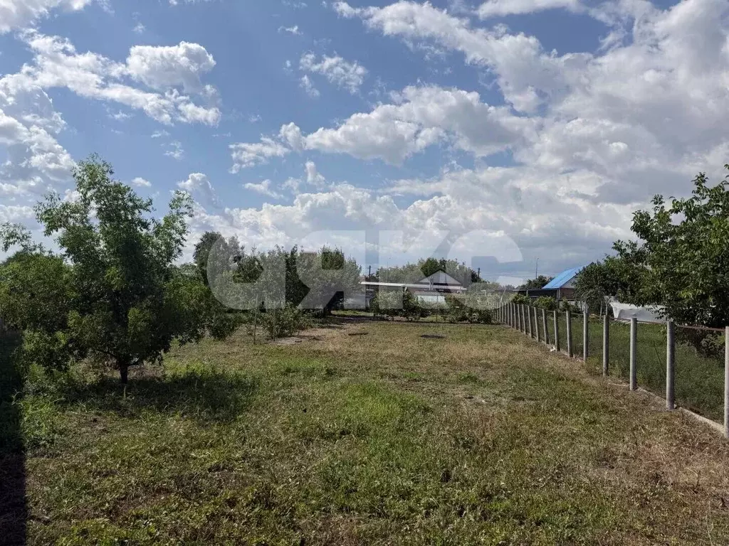 Участок в Краснодарский край, Кореновск ул. Памяти Героев, 26 (6.0 ... - Фото 1
