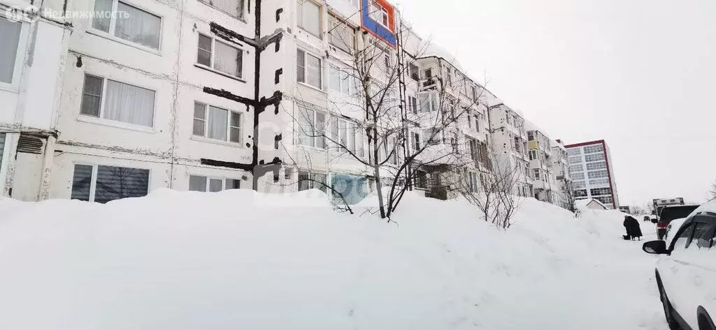 3-комнатная квартира: посёлок Пионерский, улица Бонивура, 10 (60.9 м) - Фото 1