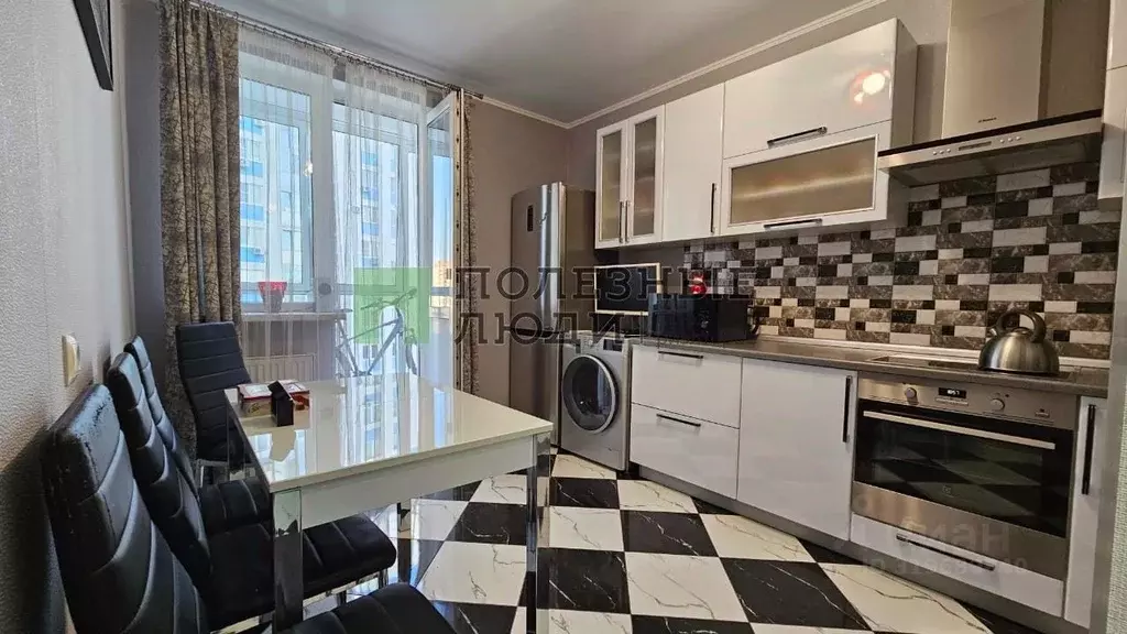 2-к кв. Краснодарский край, Краснодар ул. Шоссе Нефтяников, 18к1 (54.7 ... - Фото 0
