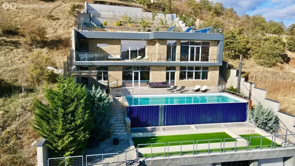 Дом в Малореченское, улица Рамазанова, 61 (332.7 м) - Фото 2