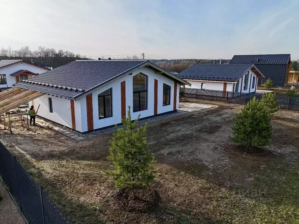 Дом в Калужская область, Жуковский муниципальный округ, Совхоз Победа ... - Фото 1