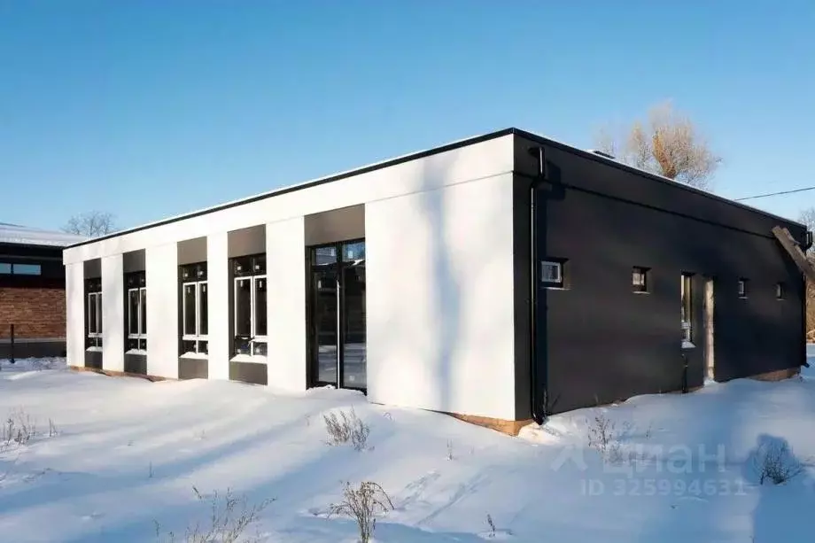 Дом в Самарская область, Кинель городской округ, Усть-Кинельский пгт ... - Фото 1