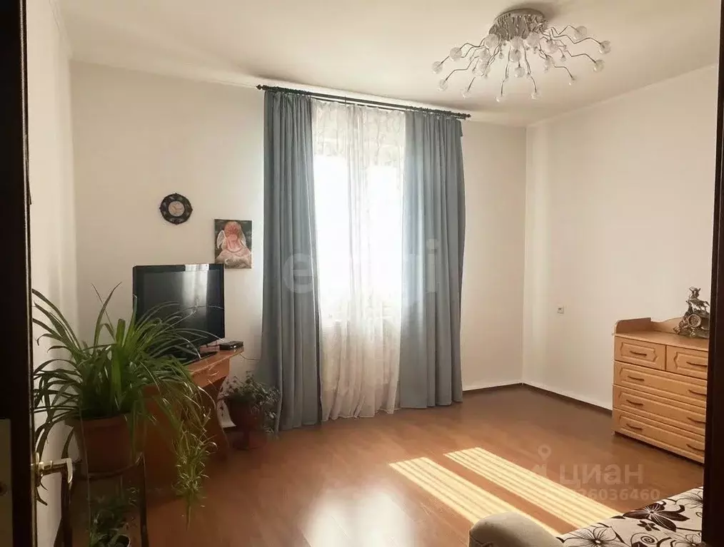 Дом в Ханты-Мансийский АО, Лянтор Сургутский район, пер. Новый (321 м) - Фото 1