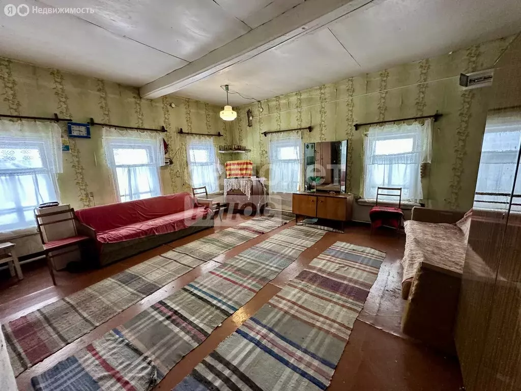 Дом в Пермский край, Ильинский муниципальный округ, деревня Комариха ... - Фото 0