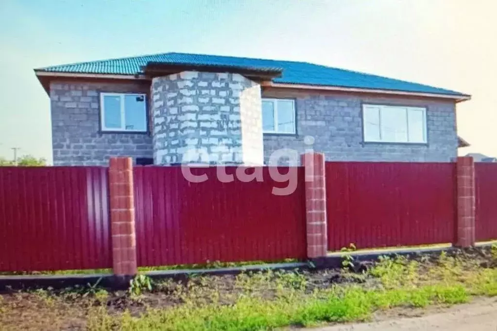 Дом в Красноярский край, Красноярск городской округ, д. Минино ул. ... - Фото 1