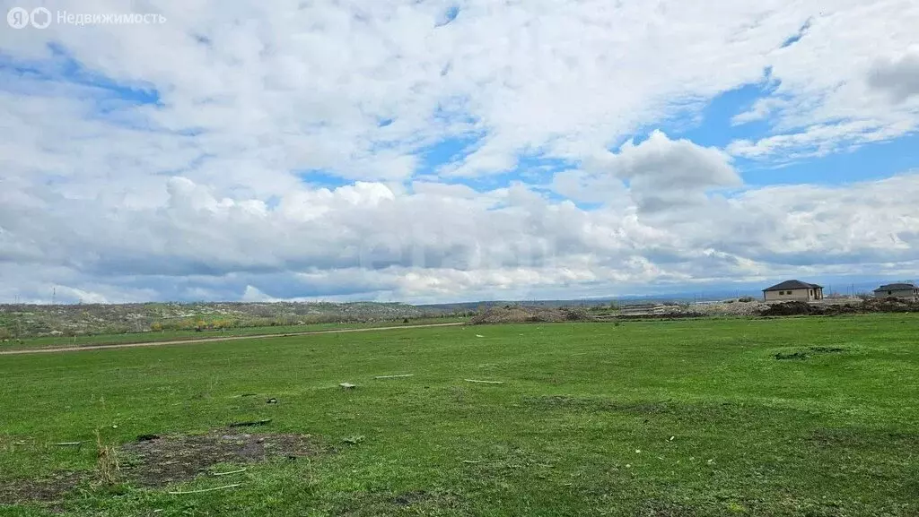 Участок в Чапаевское, Полевая улица (12 м) - Фото 1