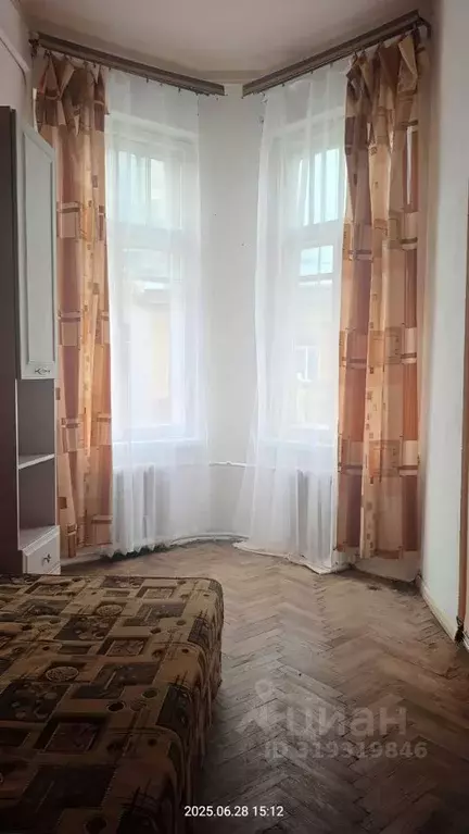 Комната Санкт-Петербург Коломенская ул., 10 (17.5 м) - Фото 0