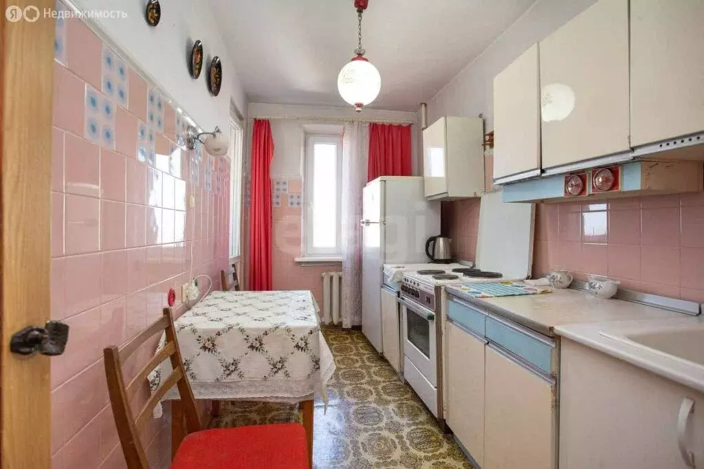 2-комнатная квартира: Севастополь, улица Меньшикова, 84 (56.9 м) - Фото 0