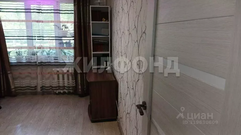 3-к кв. Новосибирская область, Новосибирск ул. Петухова, 120 (60.1 м) - Фото 0