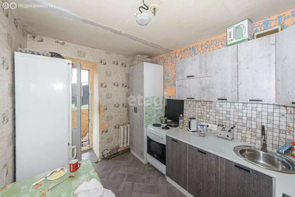 3-комнатная квартира: Тюмень, Станционная улица, 18А (61.5 м) - Фото 1