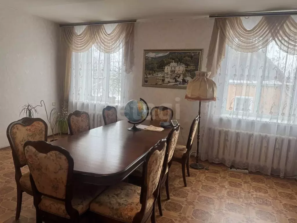 Дом в Саратовская область, Марксовский район, Приволжское ... - Фото 1