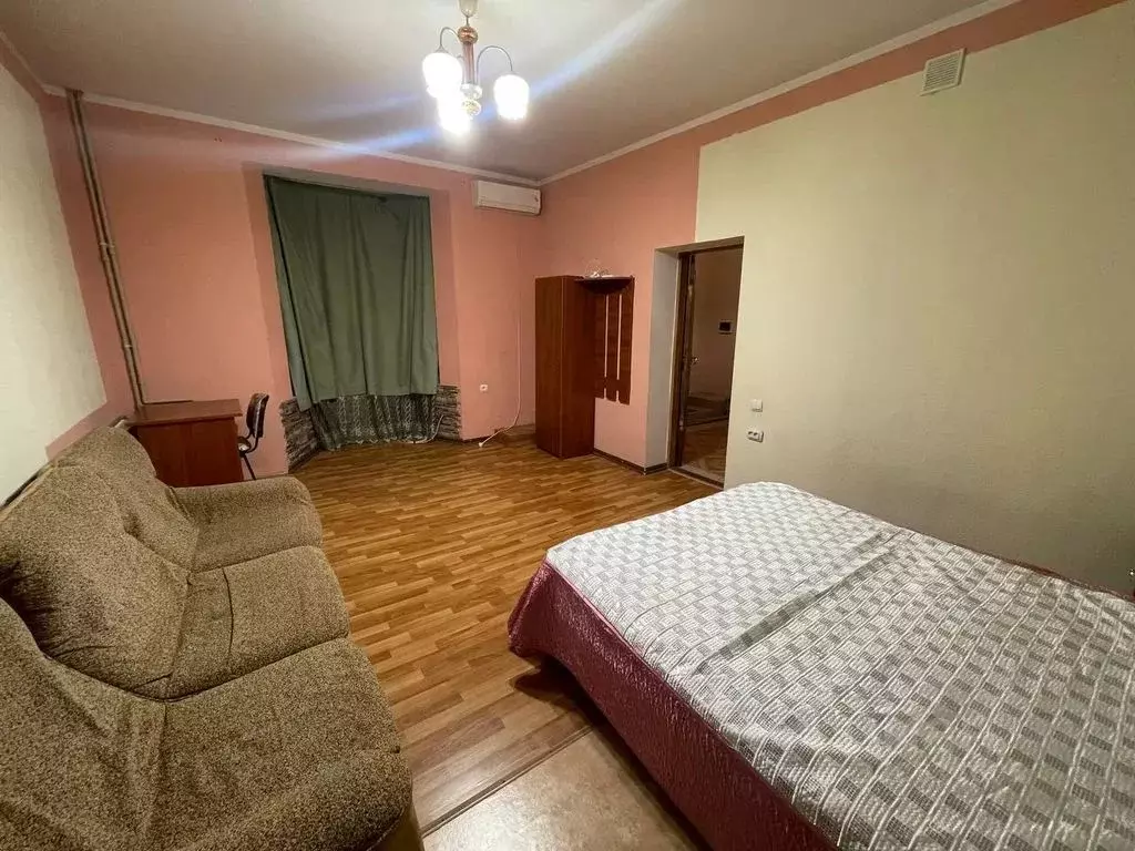 Комната Крым, Ялта ул. Дмитриева, 7 - Фото 1