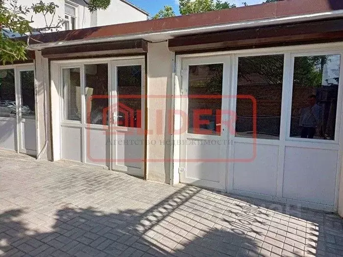 Торговая площадь в Севастополь пл. Ластовая, 6 (17 м) - Фото 1