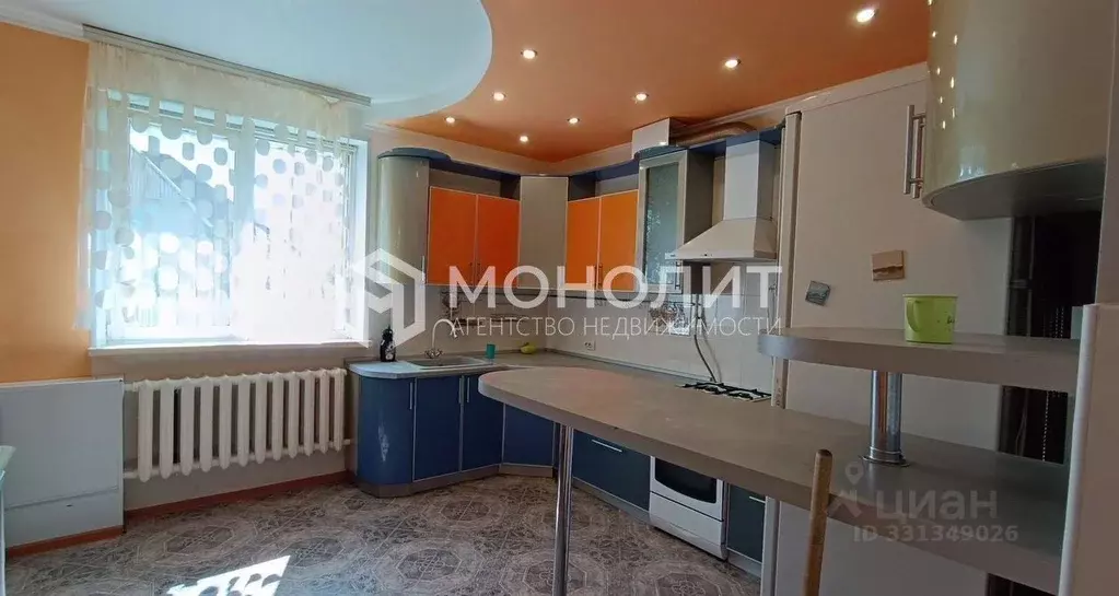 Коттедж в Белгородская область, Старый Оскол пер. 2-й Степной (120 м) - Фото 1