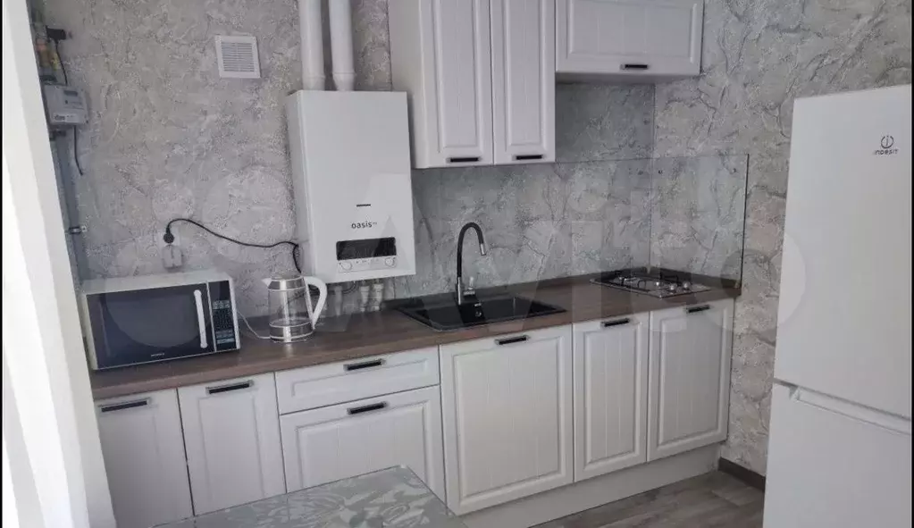 1-к. квартира, 30,5 м, 1/3 эт. - Фото 0
