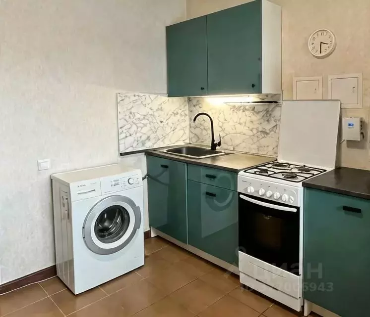 2-к кв. Башкортостан, Уфа пос. Аэропорт, ул. Строителей, 15к3 (63.2 м) - Фото 1