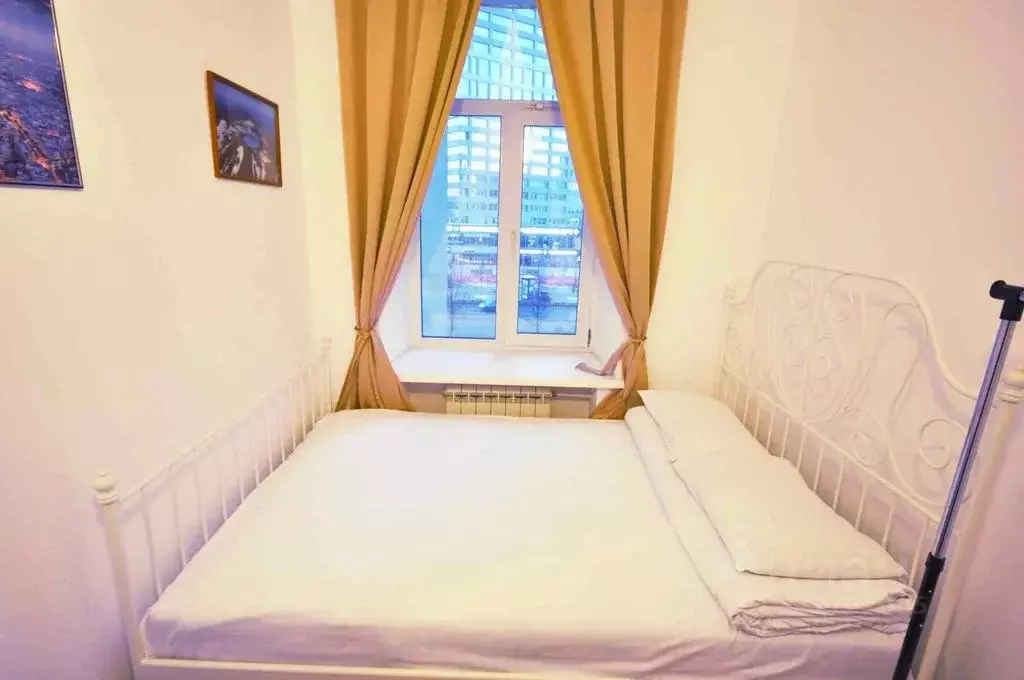 Комната Москва Трубниковский пер., 11 - Фото 1