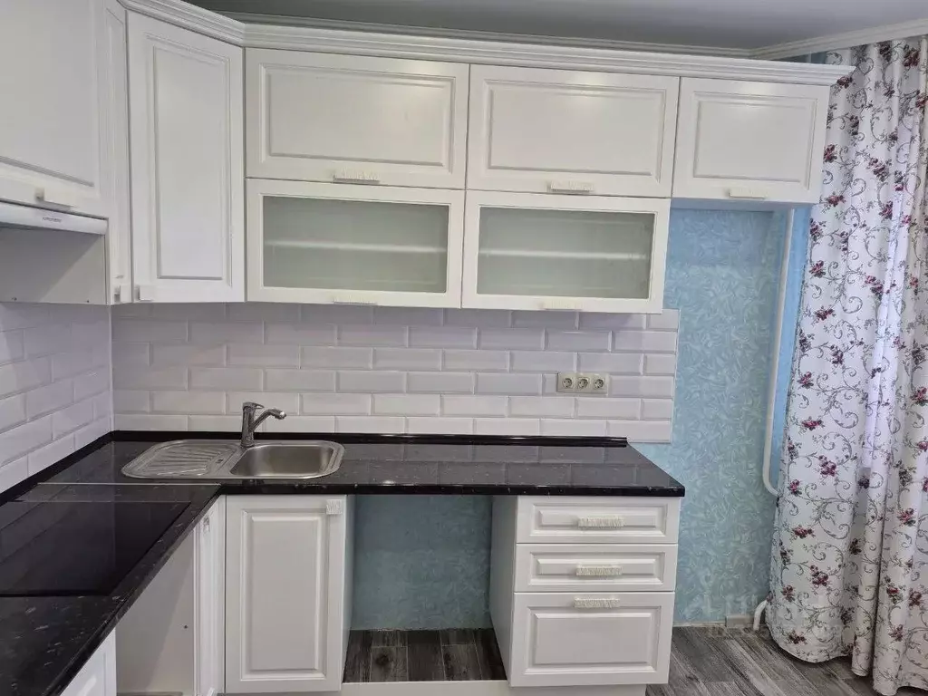 2-к кв. Курская область, Курск просп. Победы, 38 (61.0 м) - Фото 2