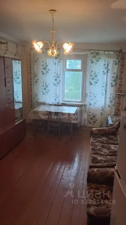 3-к кв. Вологодская область, пос. Заря 2 (50.4 м) - Фото 1