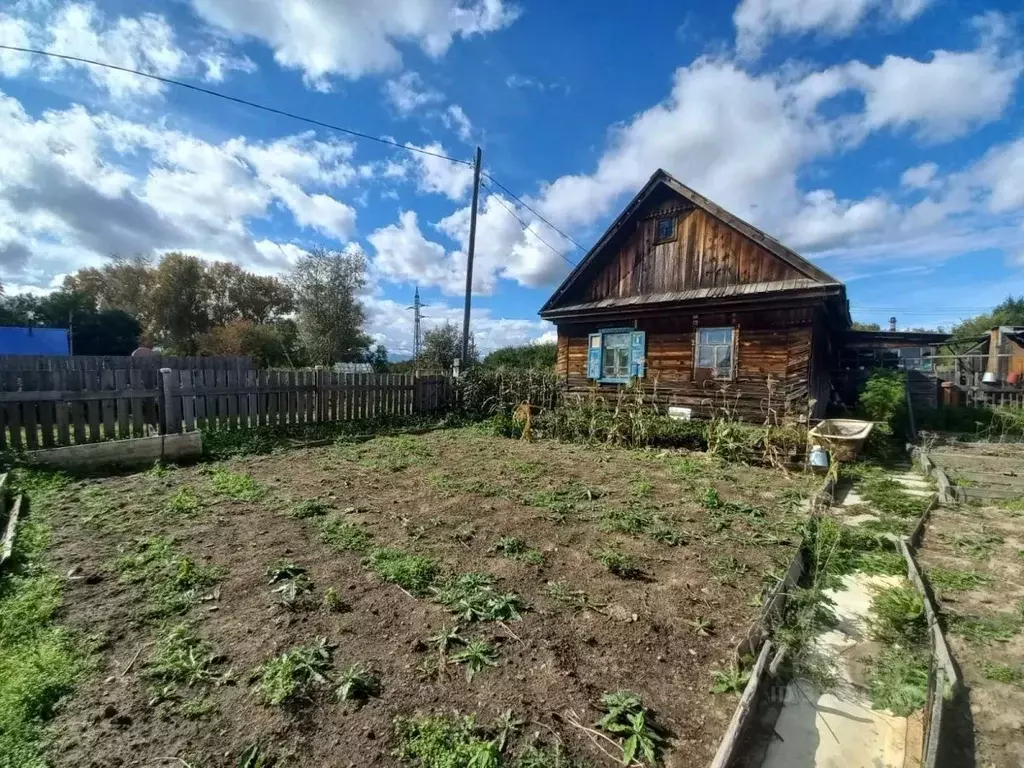Дом в Хабаровский край, Комсомольск-на-Амуре пос. Победа, пер. ... - Фото 2