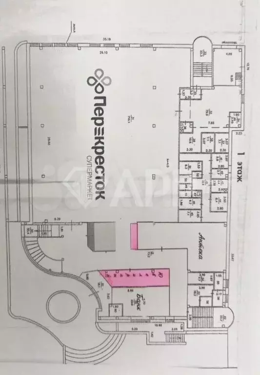 Торговые площади в ТЦ  Галерея  от 10 кв.м до 100 кв.м - Фото 0