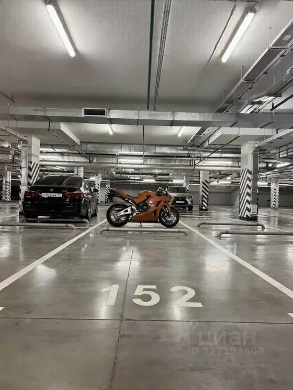 Гараж в Москва Новоалексеевская ул., 16К5 (13 м) - Фото 1