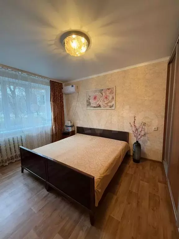 2-к. квартира, 60 м, 1/5 эт. - Фото 0