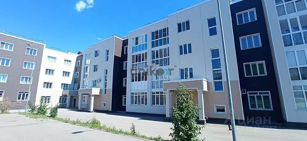 1-к кв. Башкортостан, Уфимский район, с. Миловка бул. Сиреневый (36.6 ... - Фото 0