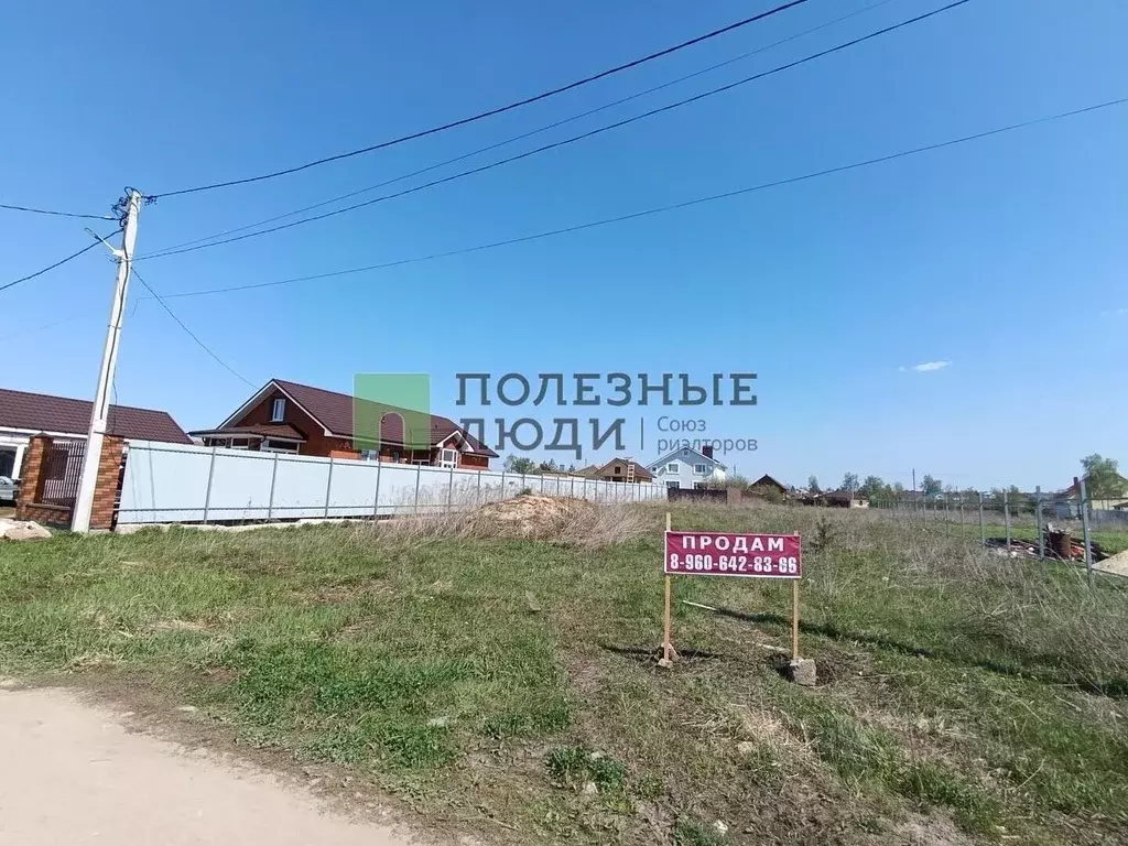 Участок в Орловская область, Орловский муниципальный округ, д. Гать ... - Фото 1