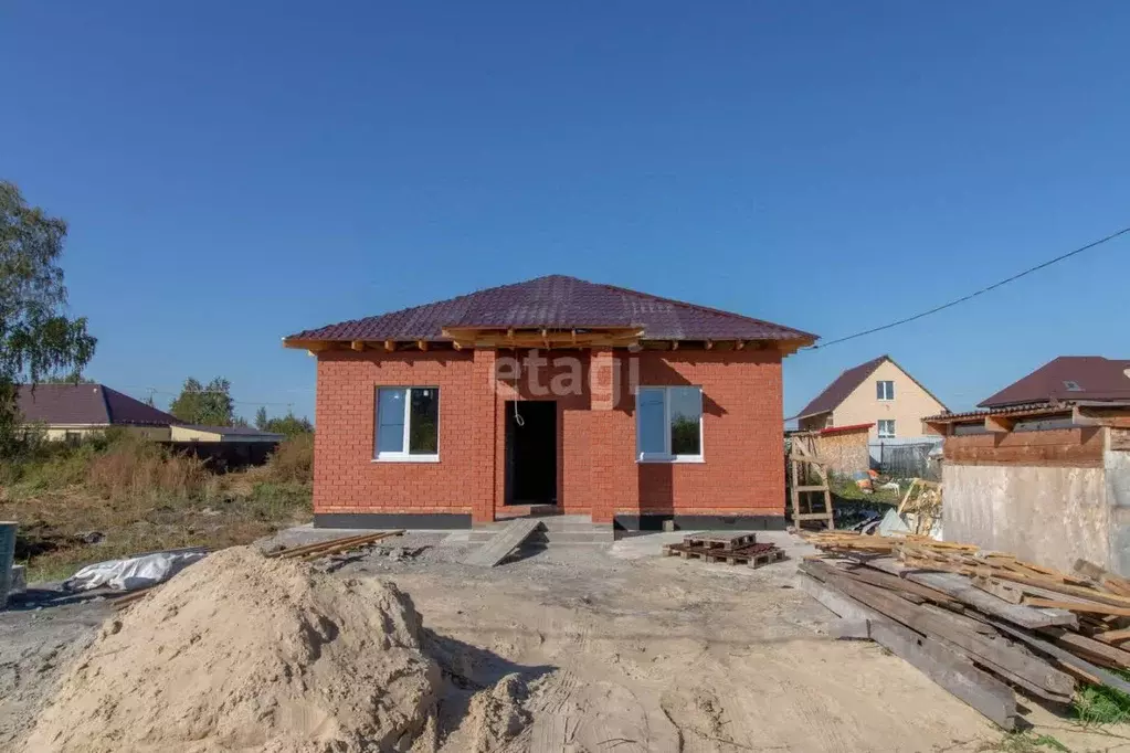 Дом в Тюменская область, Тюмень 4-й Салаирского тракта км (103 м) - Фото 1