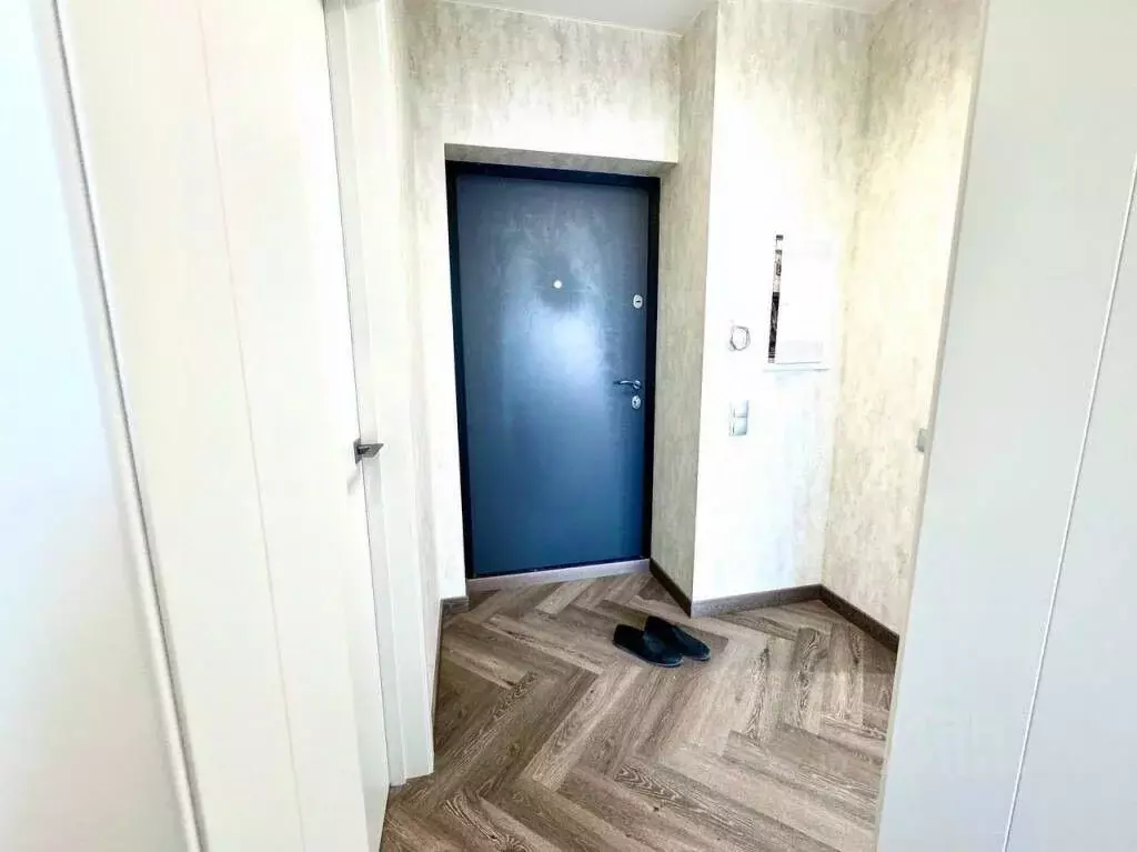 1-к кв. Крым, Симферополь просп. Александра Суворова, 99 (37.5 м) - Фото 2