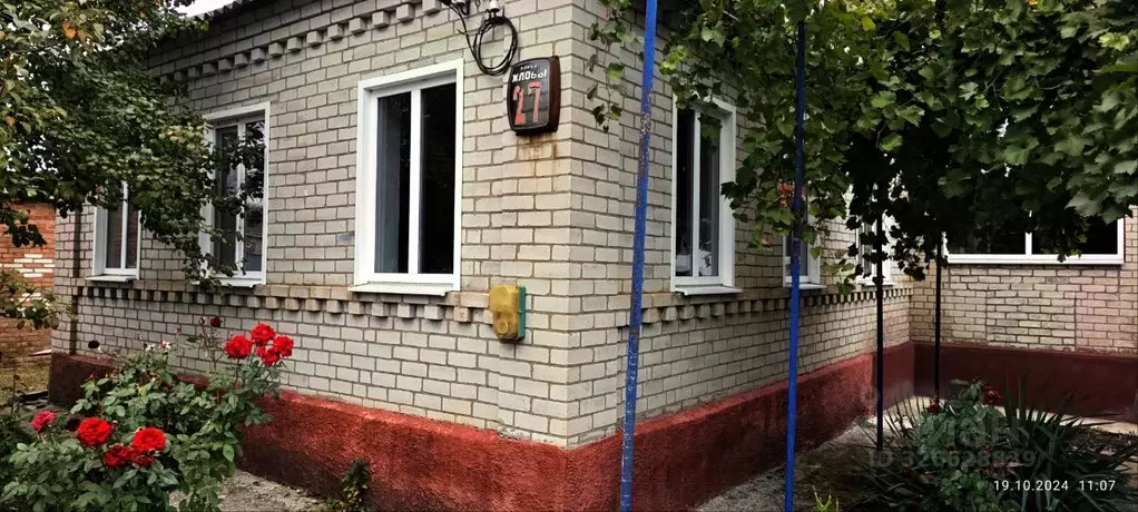 Дом в Краснодарский край, Ленинградский муниципальный округ, ... - Фото 1