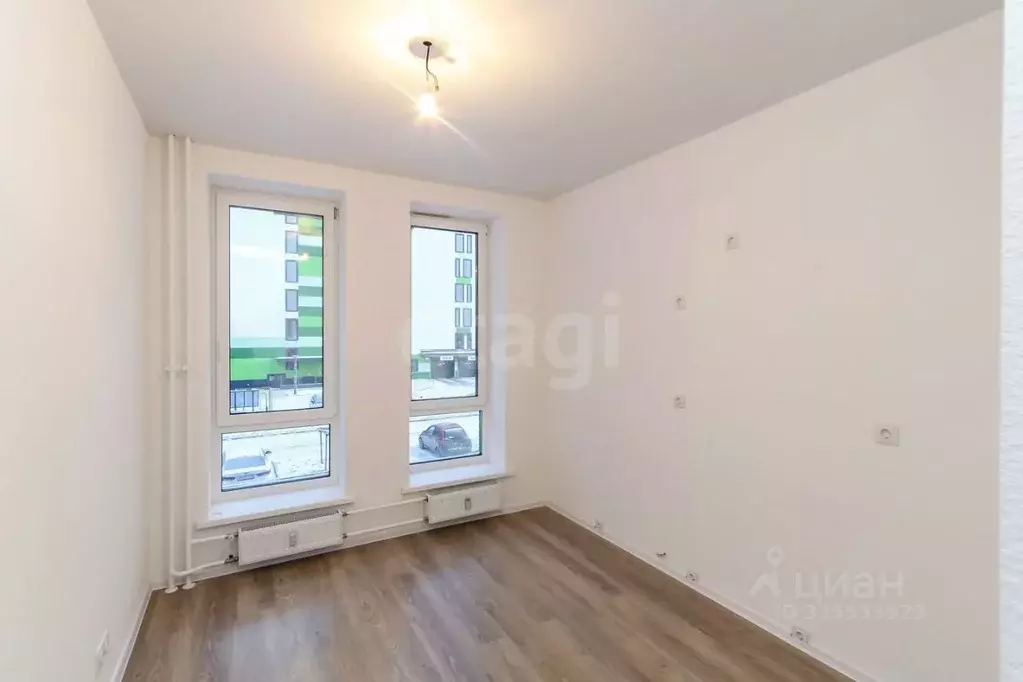 1-к кв. Тюменская область, Тюмень ул. Юрия Рогачева, 11к2 (29.6 м) - Фото 1