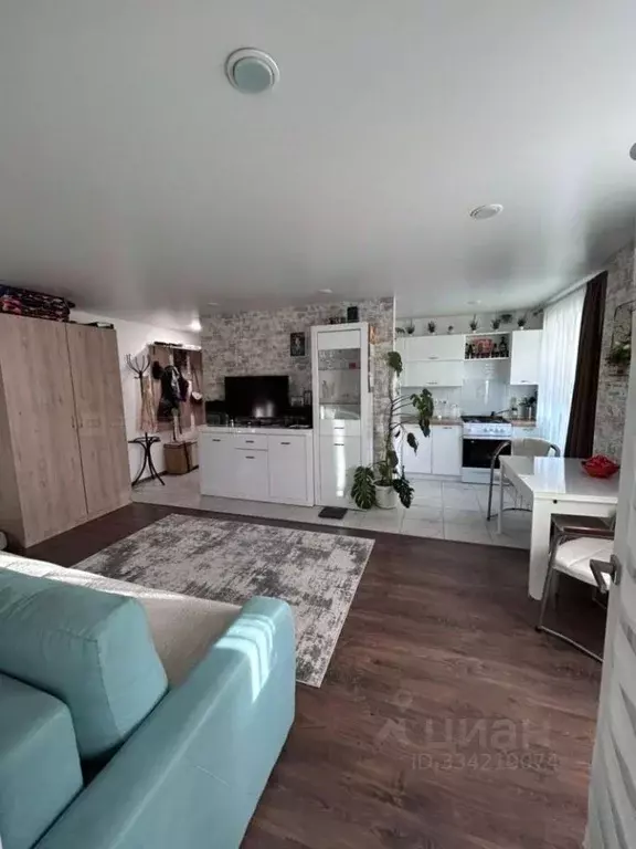 2-к кв. Татарстан, Казань ул. Короленко, 73 (43.0 м) - Фото 1