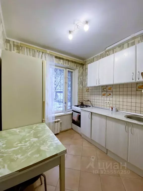 1-к кв. Московская область, Лобня ул. Чайковского, 10 (31.1 м) - Фото 0