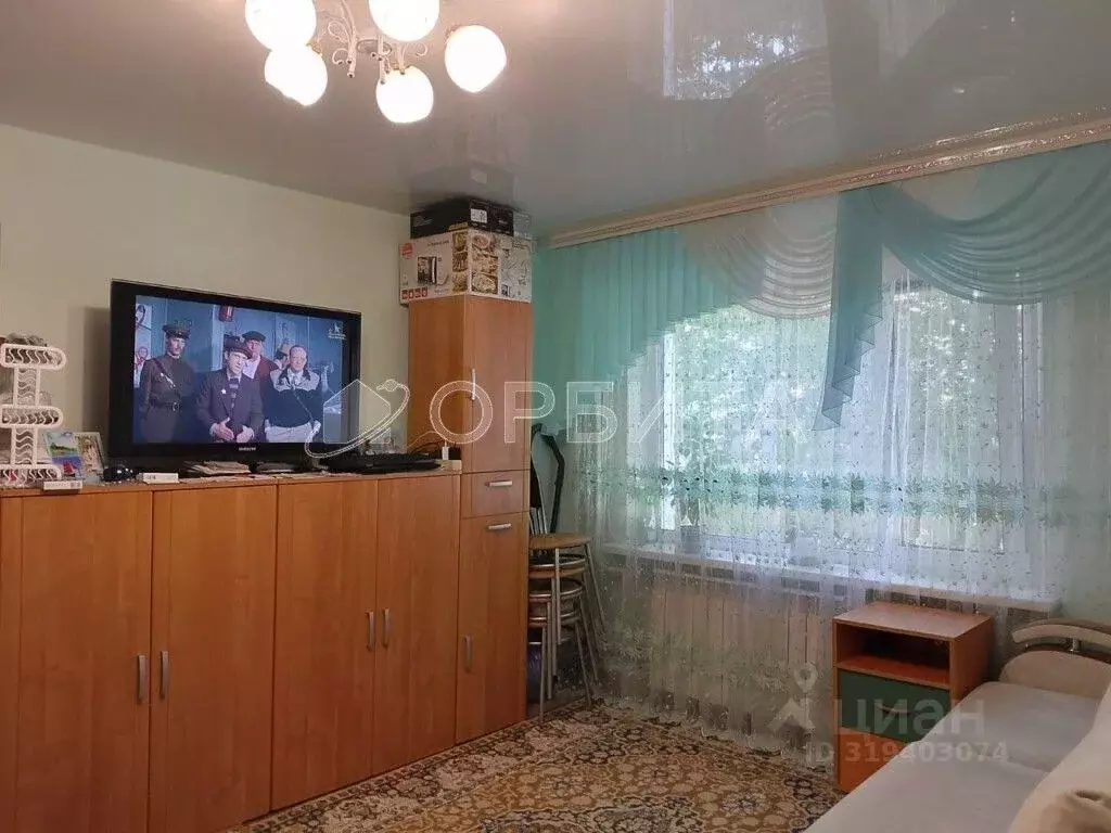 1-к кв. Тюменская область, Тюмень Олимпийская ул., 42 (30.0 м) - Фото 0