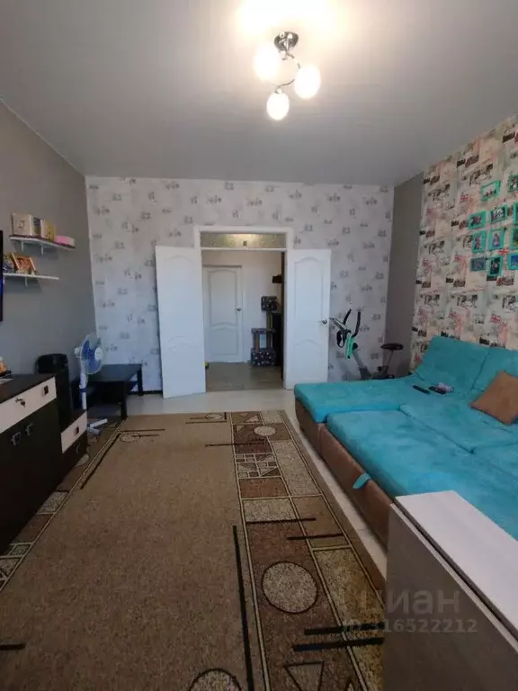 3-к кв. Омская область, Омск ул. Гусарова, 60Б (82.3 м) - Фото 1