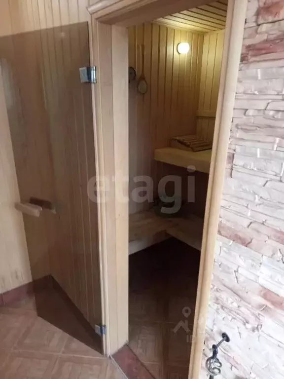 Дом в Саратовская область, Энгельс муниципальное образование, ... - Фото 2