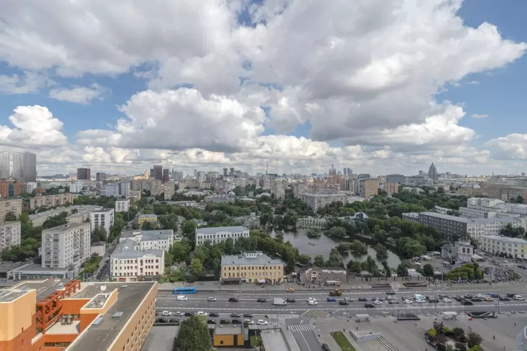 Свободной планировки кв. Москва Дружинниковская ул., 15А (847.2 м) - Фото 1