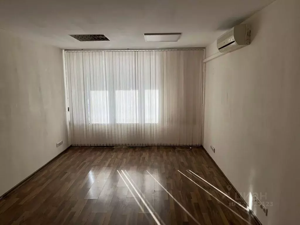 Офис в Новосибирская область, Новосибирск ул. Вокзальная магистраль, ... - Фото 2