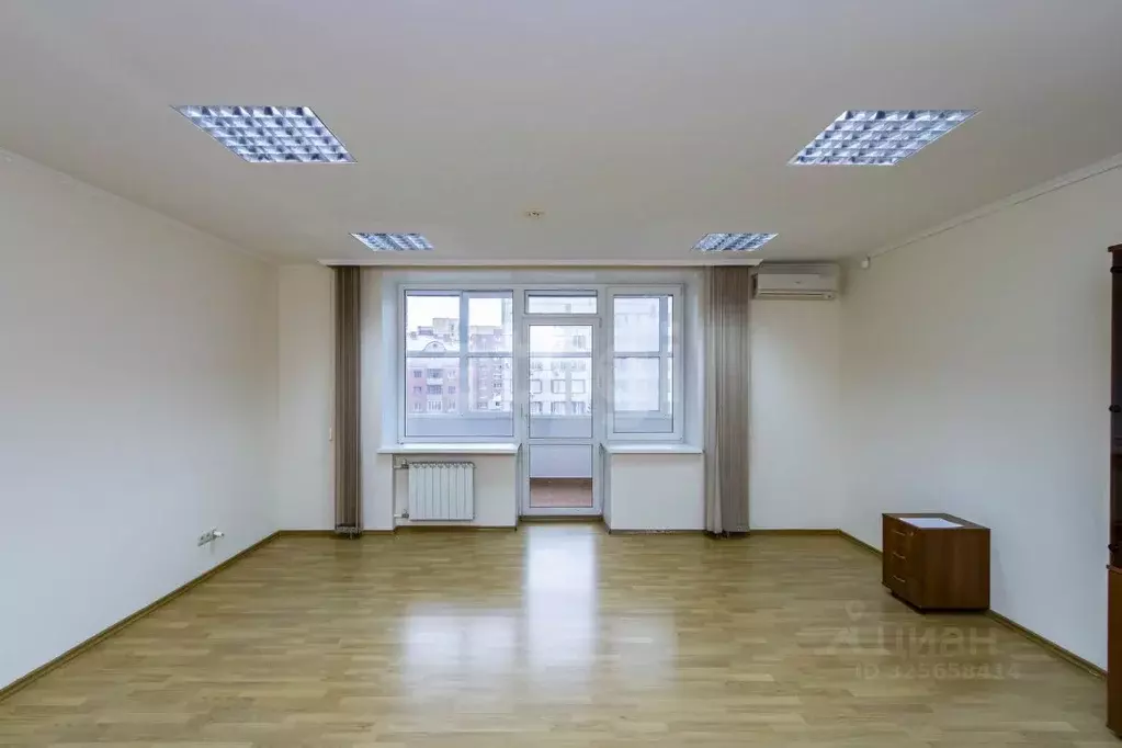 Офис в Тюменская область, Тюмень ул. Малыгина, 59 (370 м) - Фото 1