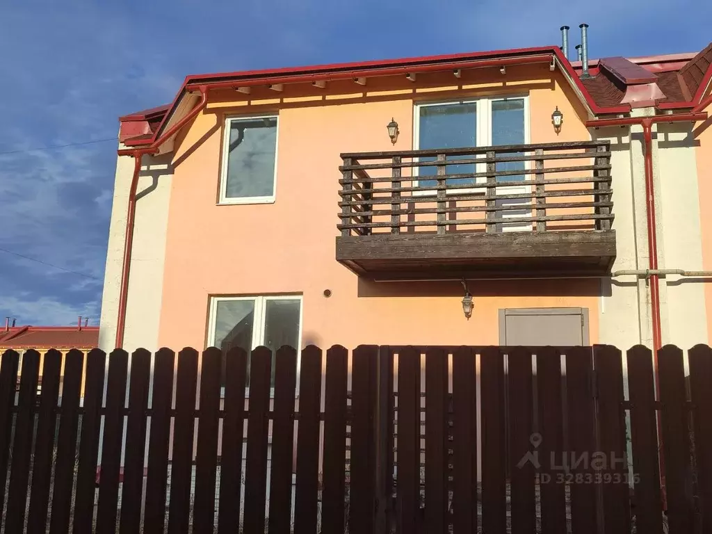 Таунхаус в Ленинградская область, Выборгский район, пос. Первомайское, ... - Фото 1