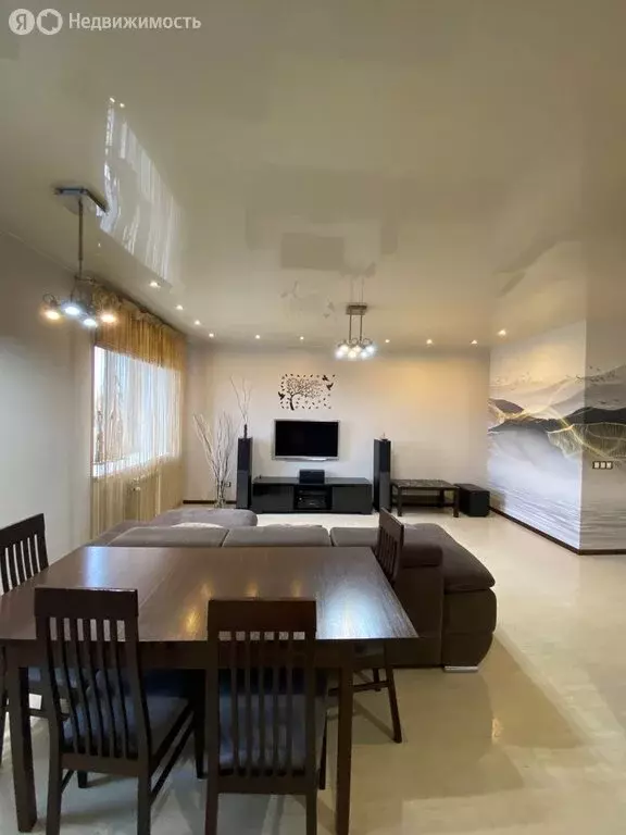 3-комнатная квартира: Екатеринбург, улица Фролова, 31 (82.7 м) - Фото 2