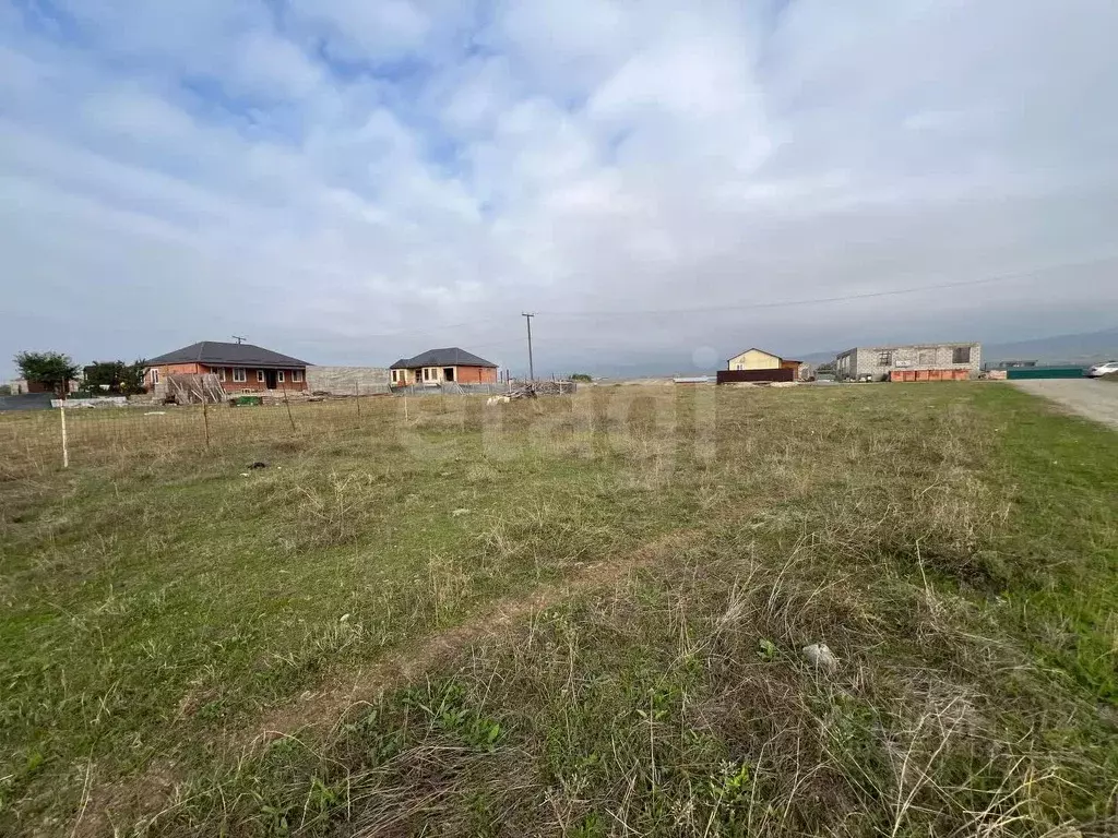 Участок в Ингушетия, Сунженский район, Троицкая ст-ца пер. Ингушский ... - Фото 2