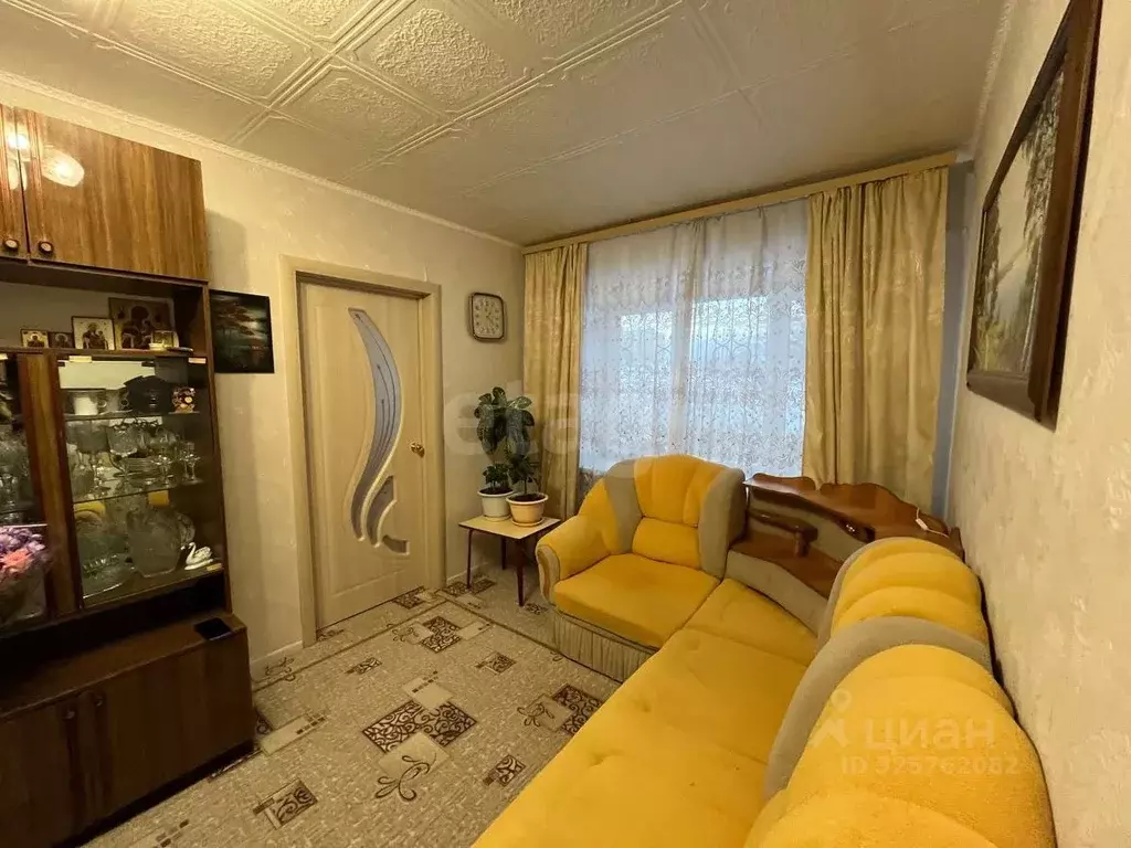 2-к кв. Коми, Ухта просп. Космонавтов, 34 (41.8 м) - Фото 1