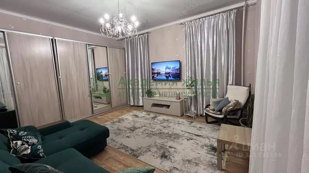 3-к кв. Саратовская область, Саратов Аткарская ул., 55 (69.8 м) - Фото 0