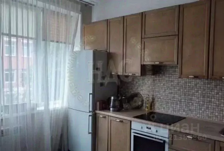 2-к кв. Курская область, Курск ул. Павлуновского, 48А (70.4 м) - Фото 1