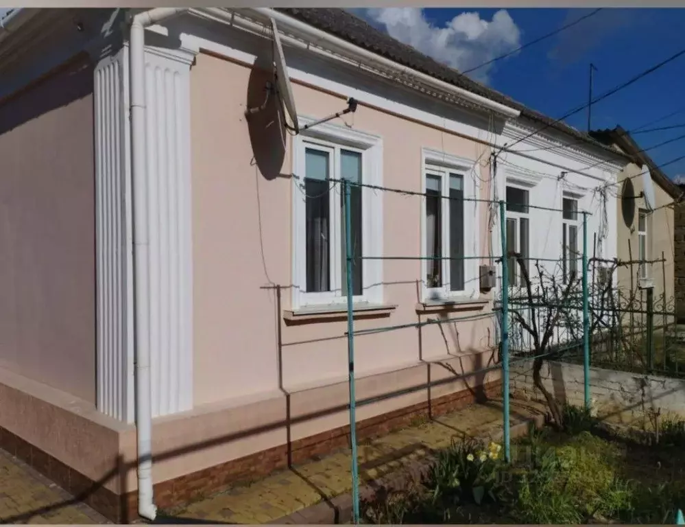 Дом в Крым, Симферопольский район, с. Мирное ул. Кузнечная, 24 (82 м) - Фото 1